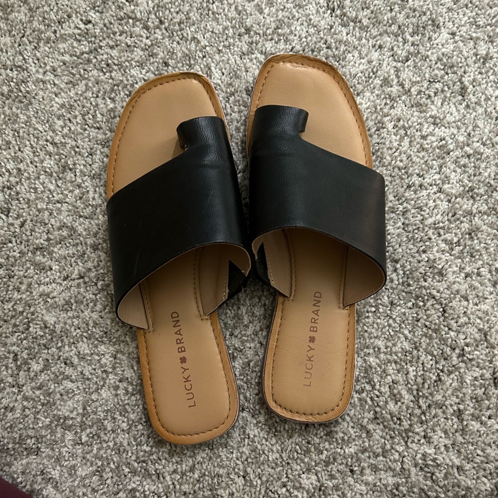 Lucky Brand Black and Tan Slide Sandals